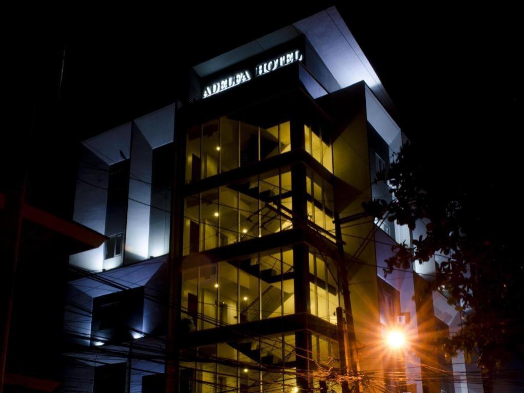 Adelfa Hotel Cebu Exterior photo