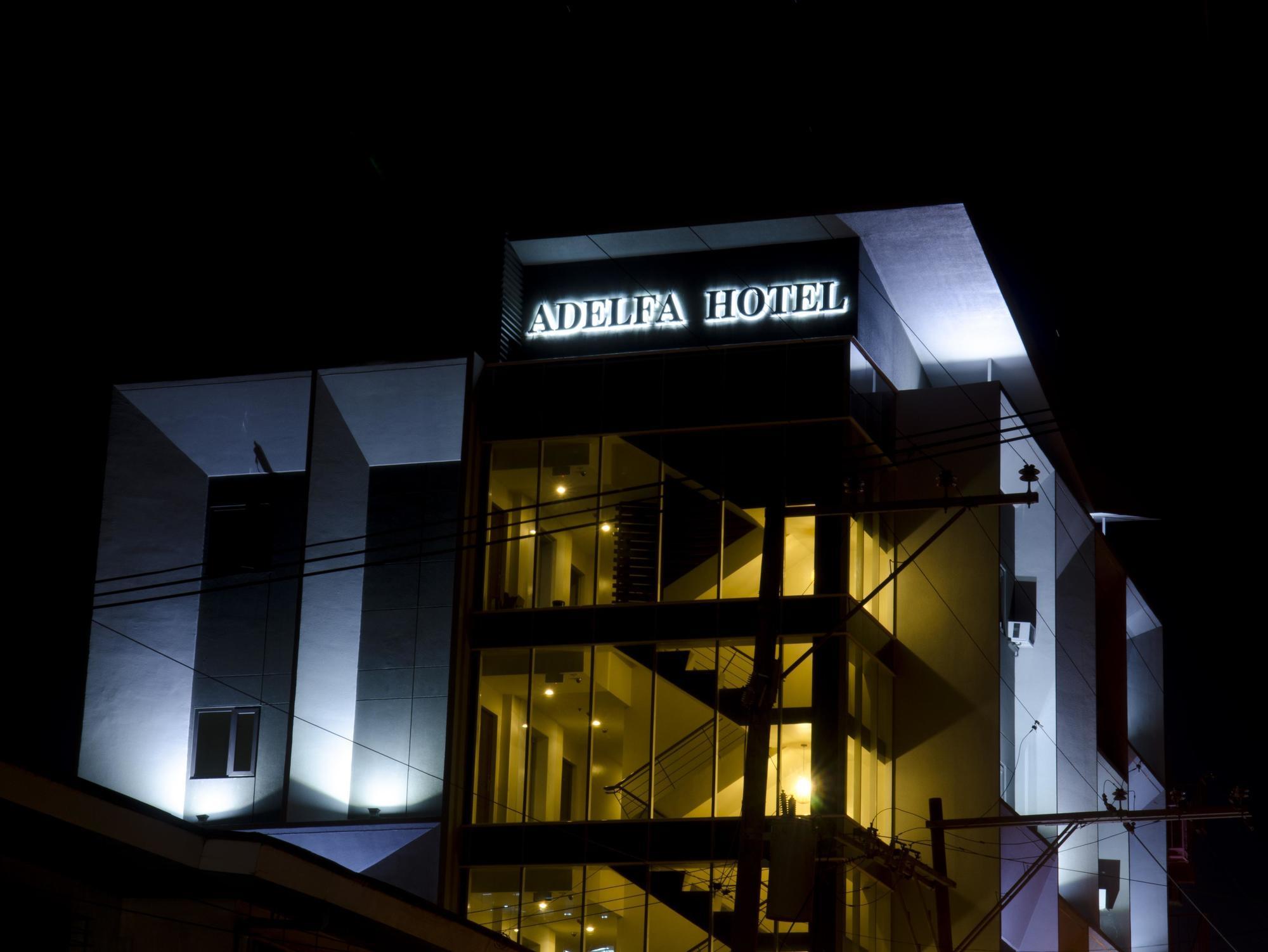 Adelfa Hotel Cebu Exterior photo